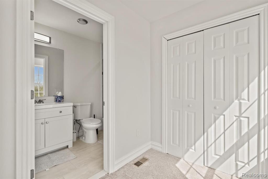3227 Lohr Road Ann Arbor, MI 48108 - Photo 21 of 23