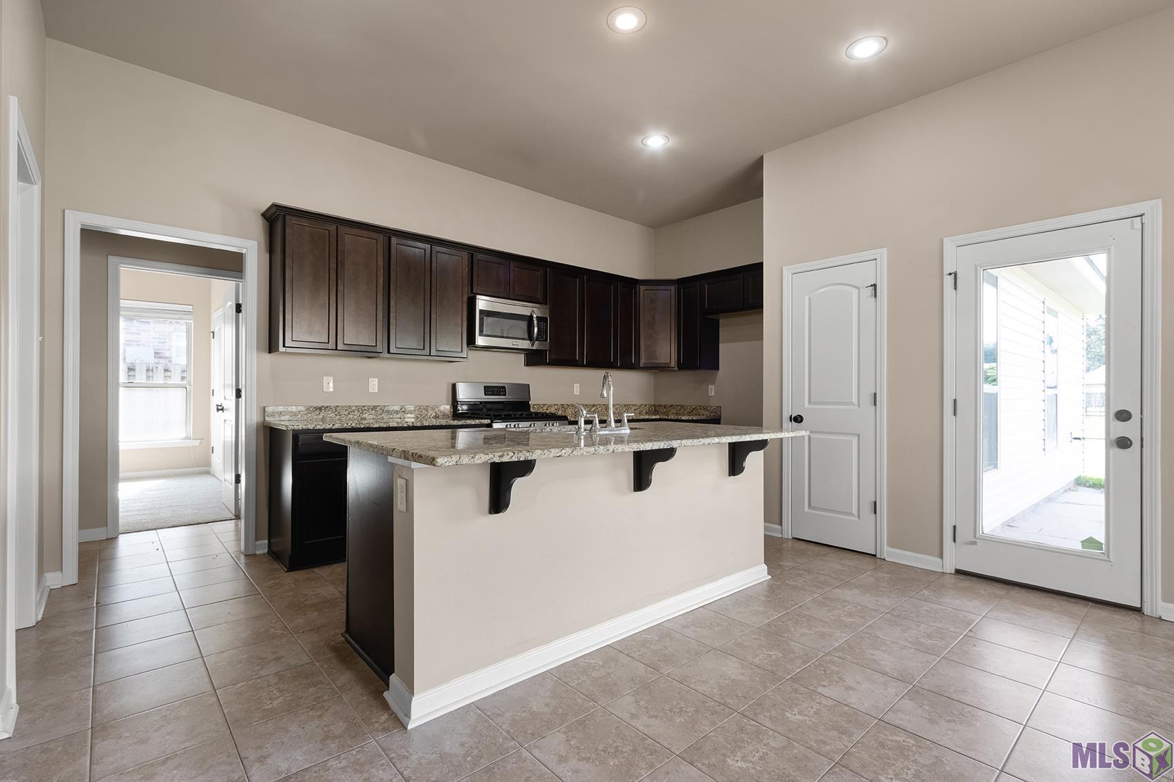 8671 Summer Grove Avenue Baton Rouge, LA 70820 - Photo 8 of 23