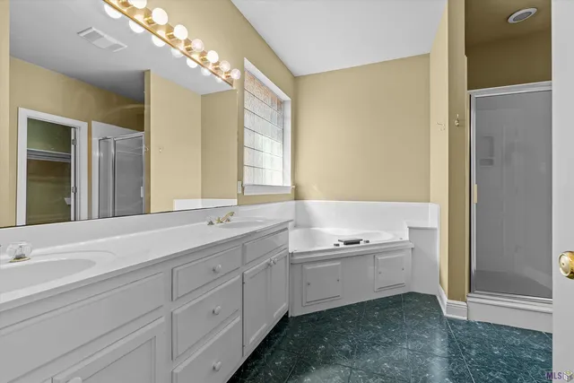 $2,150 | 2168 Quail Oak Drive, Baton Rouge, LA 70808