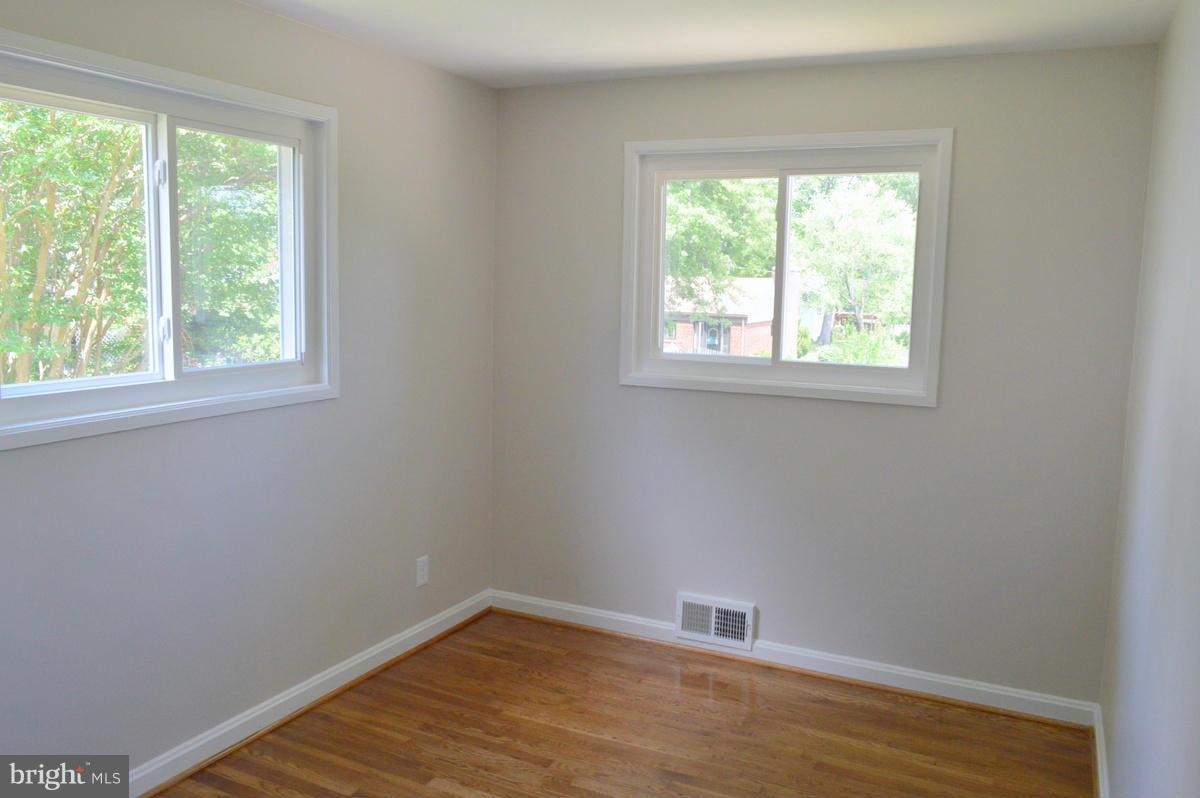 10413 Brunswick Avenue Silver Spring, MD 20902 - Photo 11 of 30 Bedroom