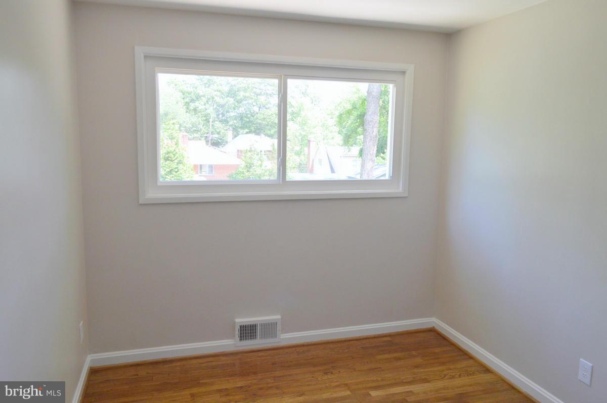 10413 Brunswick Avenue Silver Spring, MD 20902 - Photo 13 of 30 Bedroom