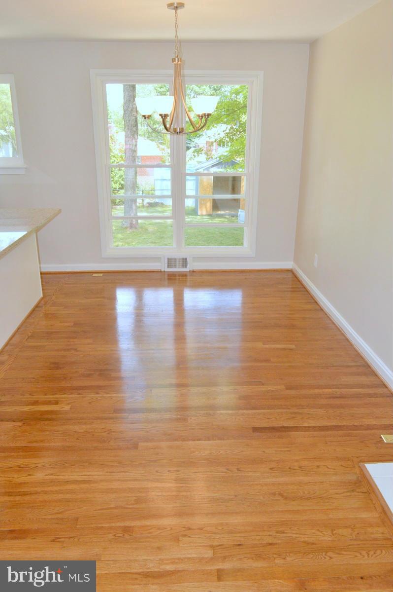 10413 Brunswick Avenue Silver Spring, MD 20902 - Photo 18 of 30 Dining Room