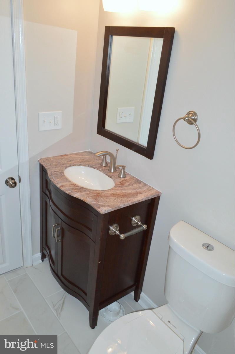 10413 Brunswick Avenue Silver Spring, MD 20902 - Photo 19 of 30 Bath