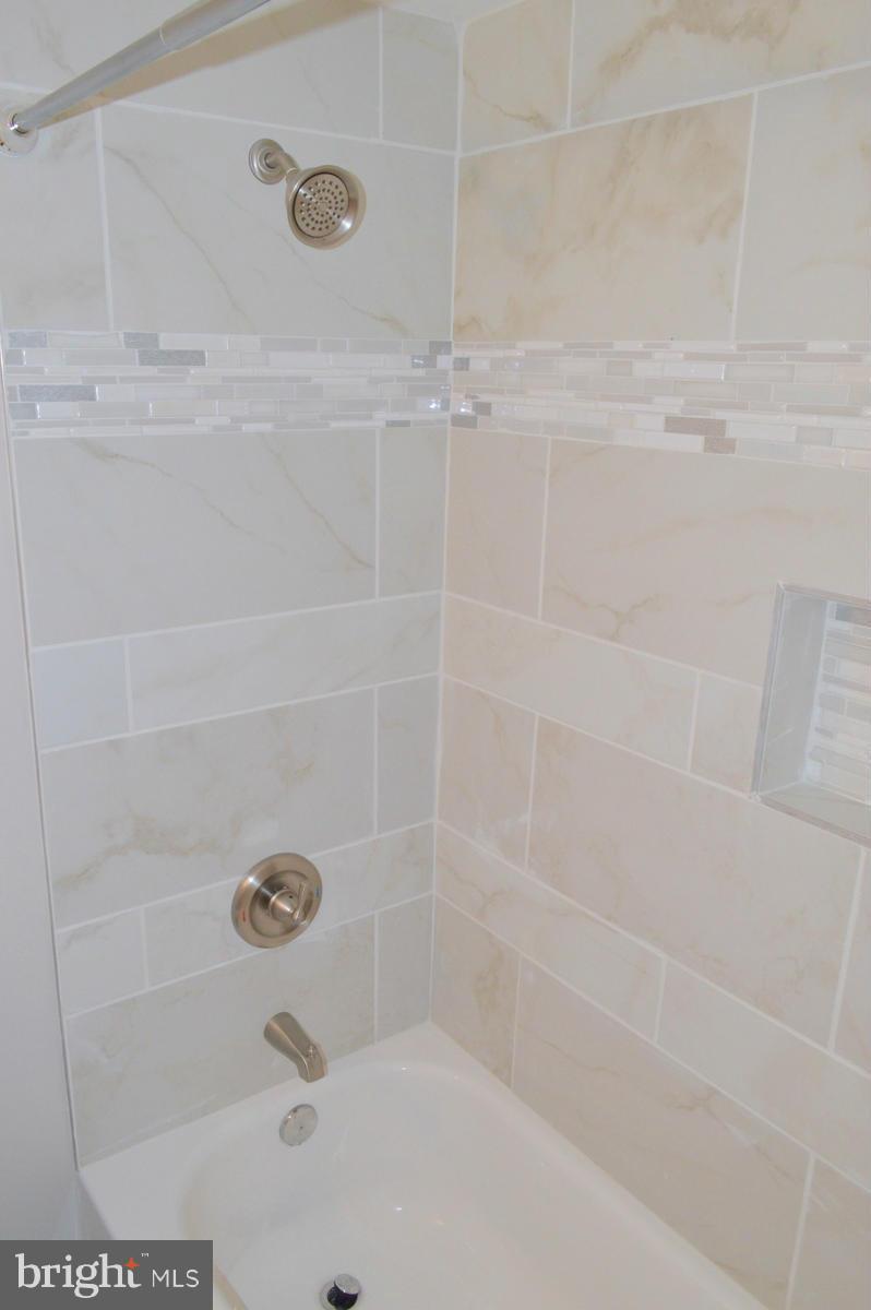 10413 Brunswick Avenue Silver Spring, MD 20902 - Photo 21 of 30 Bath