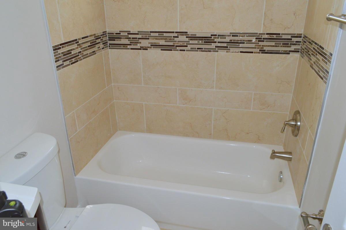 10413 Brunswick Avenue Silver Spring, MD 20902 - Photo 25 of 30 Bath