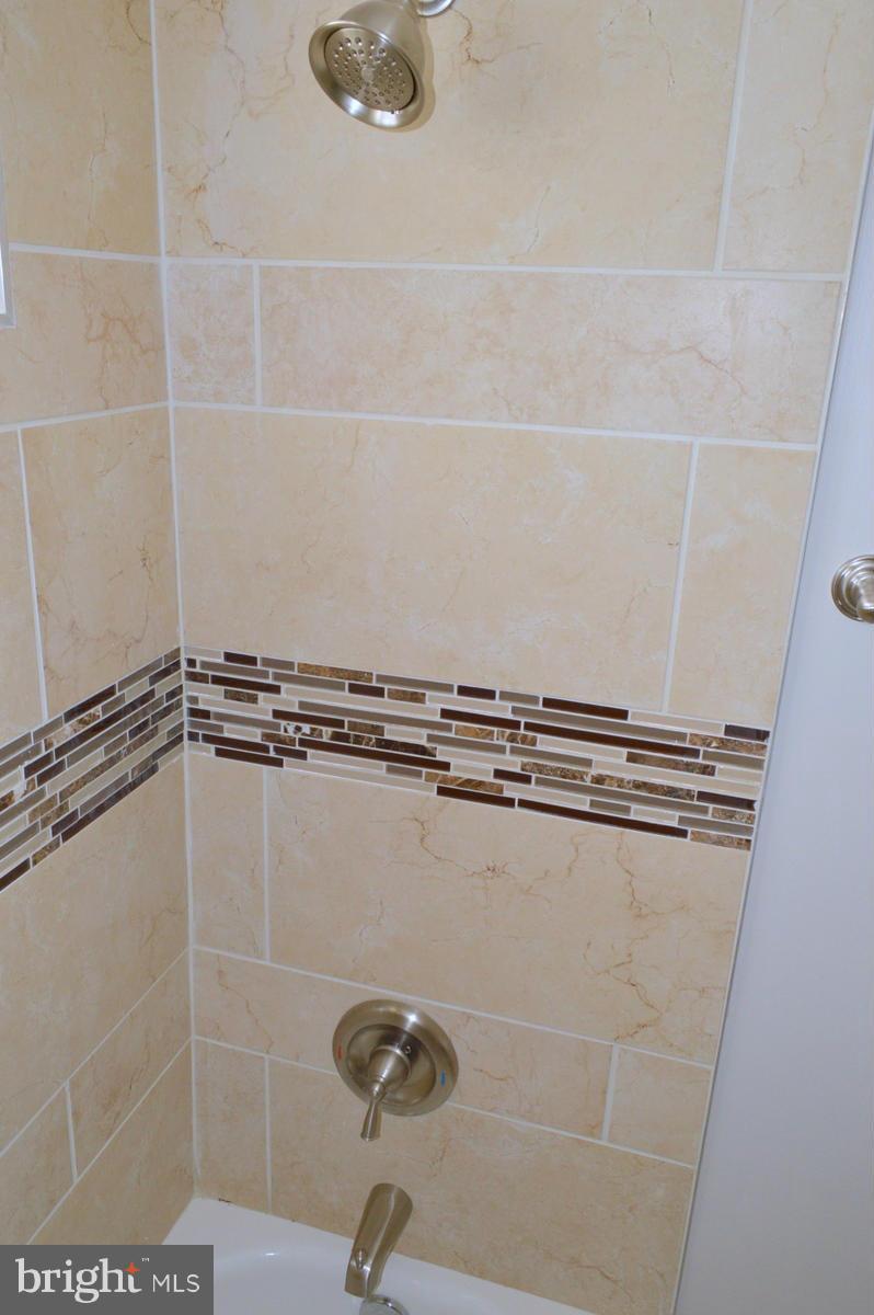10413 Brunswick Avenue Silver Spring, MD 20902 - Photo 26 of 30 Bath