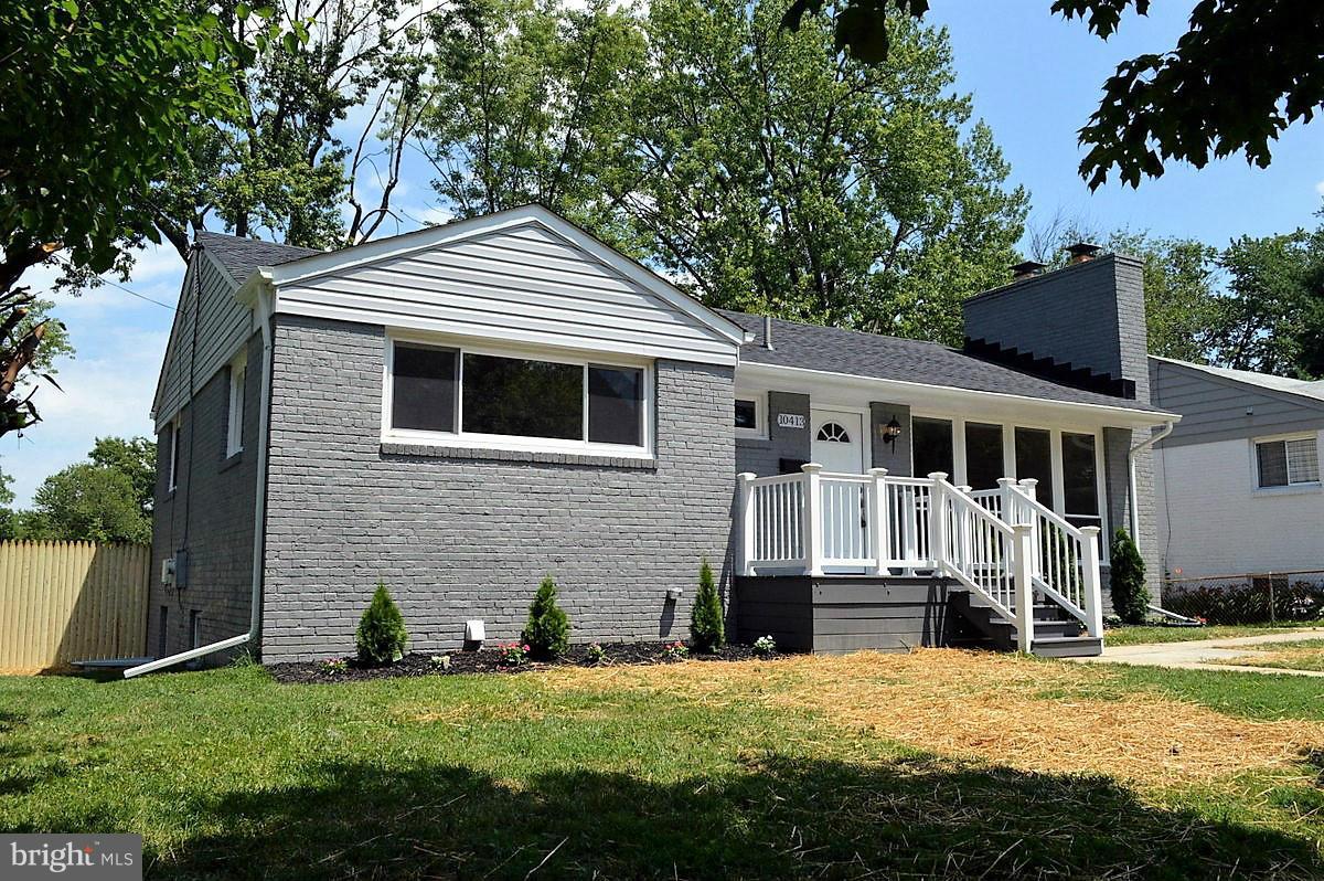 Exterior (Front)