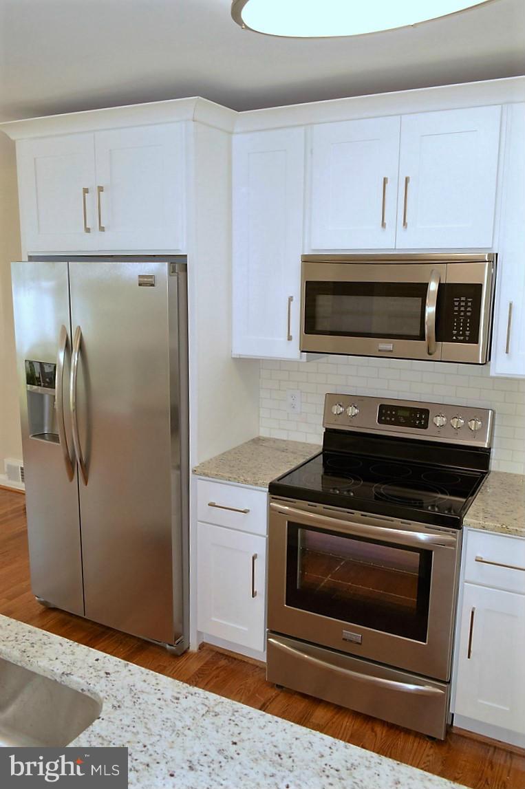 10413 Brunswick Avenue Silver Spring, MD 20902 - Photo 8 of 30 Kitchen