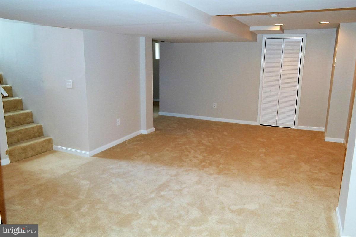 10413 Brunswick Avenue Silver Spring, MD 20902 - Photo 10 of 30 Family Room