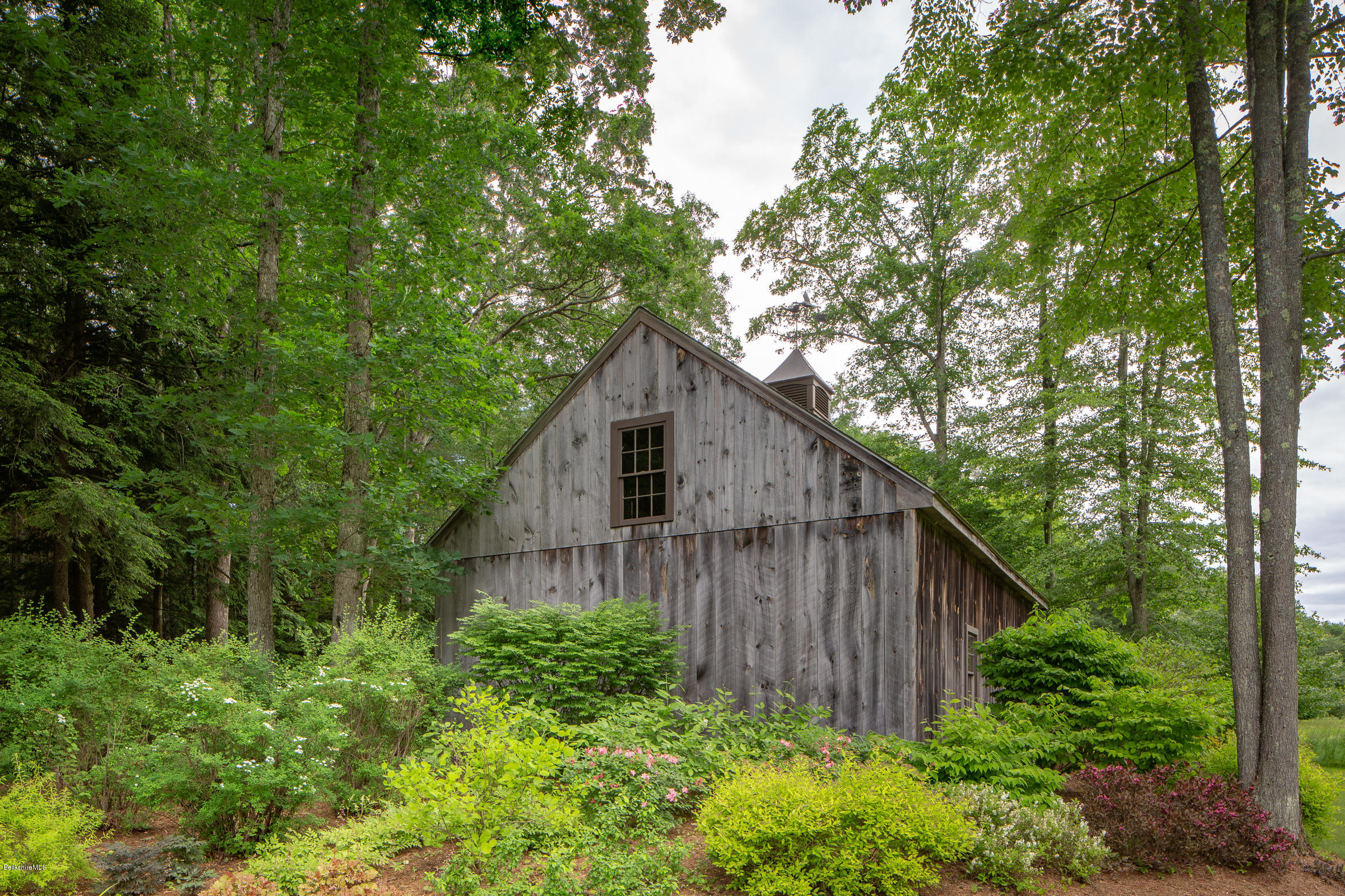 54 Rannapo Road Sheffield, MA 01257 - Photo 31 of 32 30 barn 2