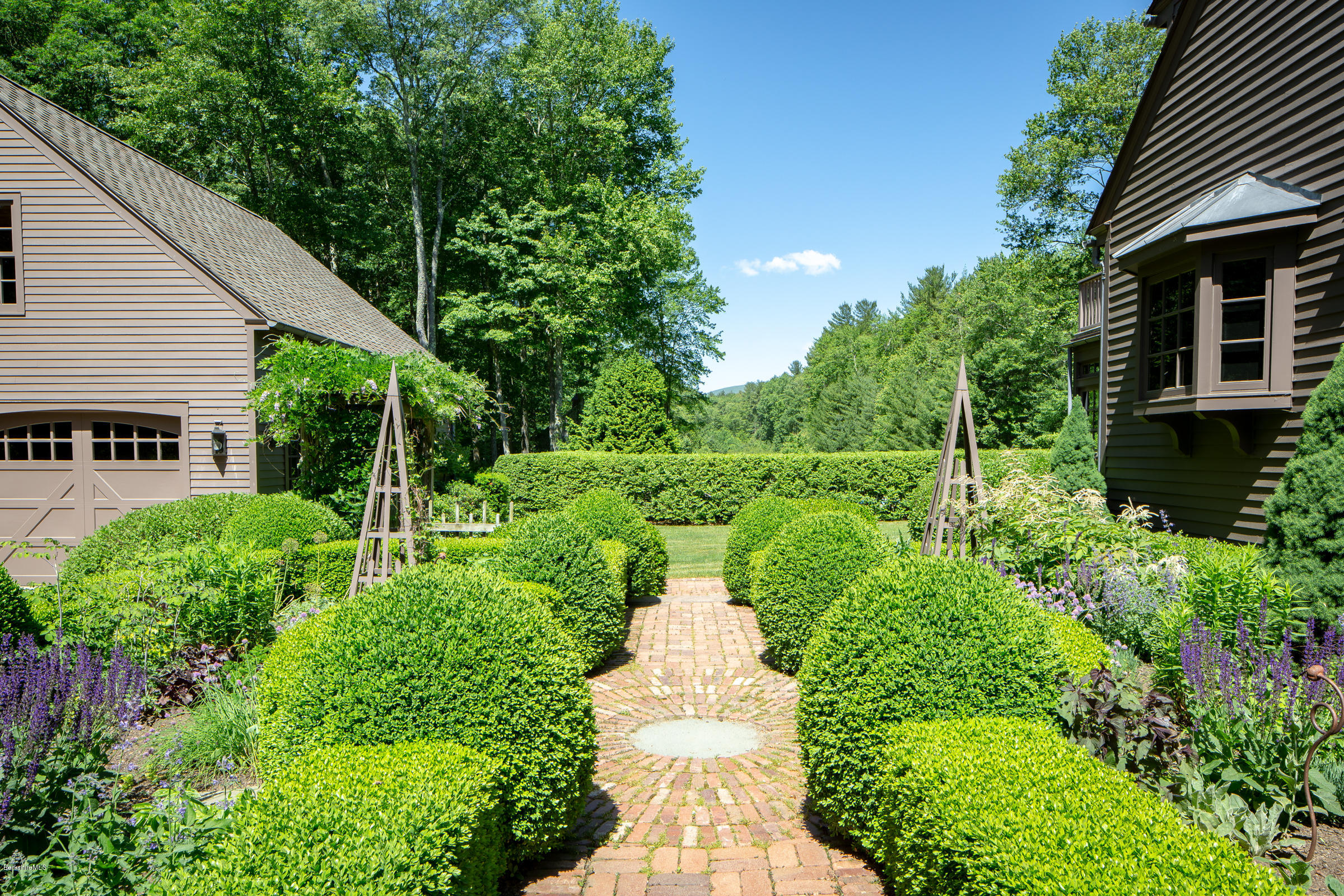 54 Rannapo Road Sheffield, MA 01257 - Photo 5 of 32 4 garden entrance