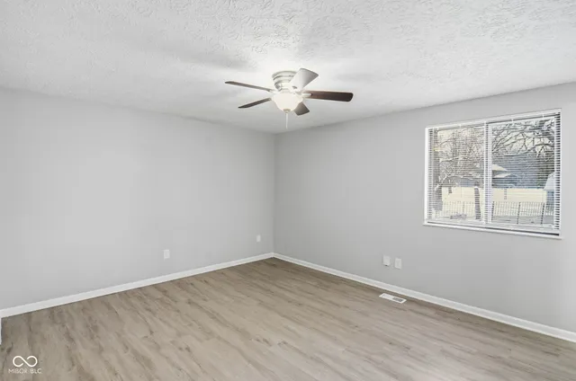 $255,000 | 8214 Oil Creek Court, Indianapolis, IN 46268