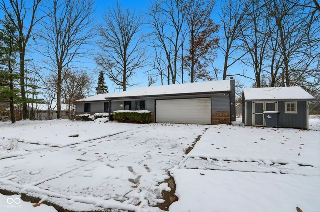 $255,000 | 8214 Oil Creek Court, Indianapolis, IN 46268