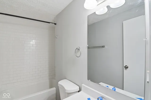 $255,000 | 8214 Oil Creek Court, Indianapolis, IN 46268