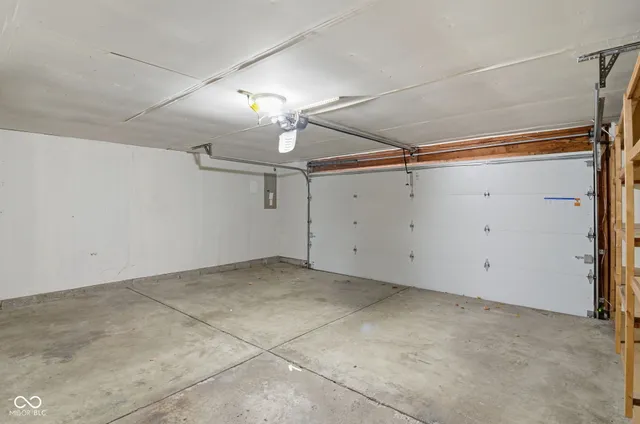 $255,000 | 8214 Oil Creek Court, Indianapolis, IN 46268