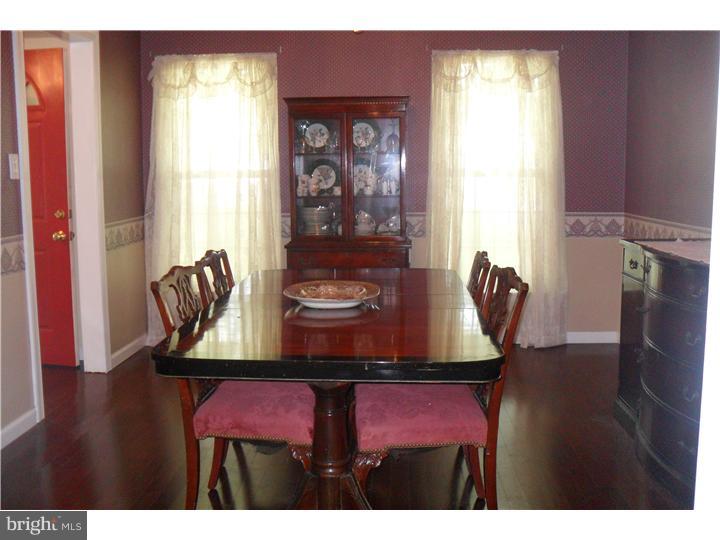 555 Coach Road Horsham, PA 19044 - Photo 7 of 13 Dining Room