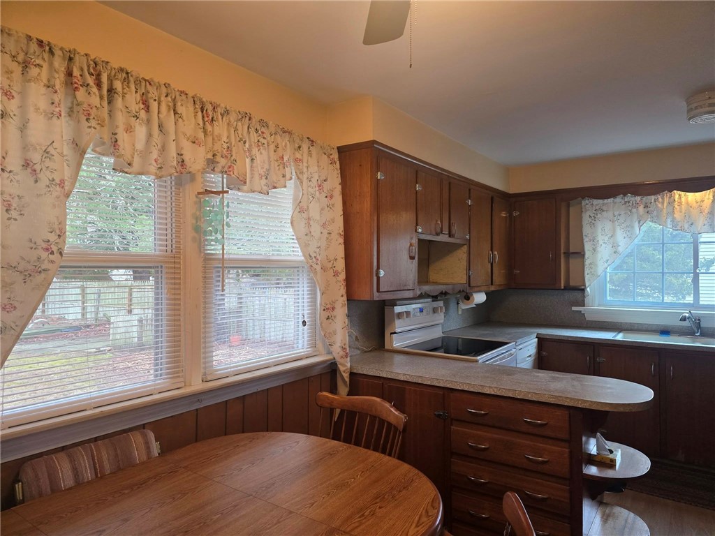 6 Wilder Avenue Westerly, RI 02891 - Photo 5 of 12 Kitchen