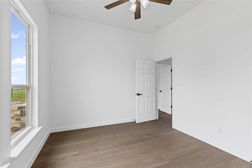 2061 Goodwyn Road Italy, TX 76651 - Photo 31 of 40 Gallery Image 31