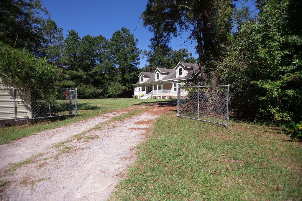 820 Hiers Corner Road Walterboro, SC 29488 - Photo 3 of 51 IMG_2424