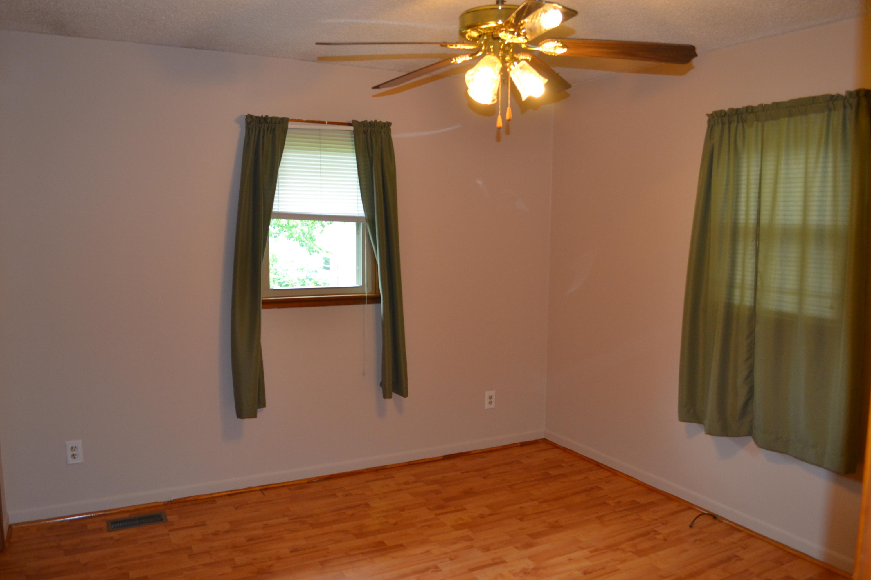46 Robbins Road Crossville, TN 38572 - Photo 12 of 29 13 Bedroom three