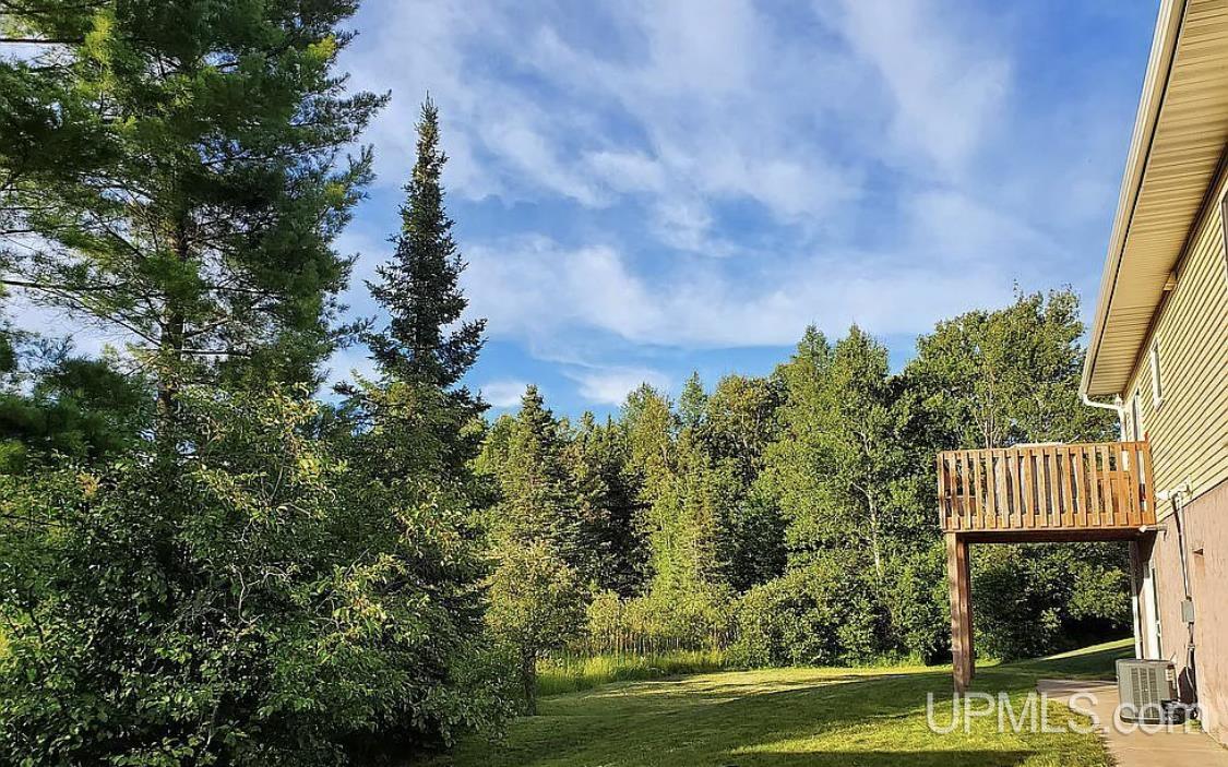 193 Kivela Road Negaunee, MI 49866 - Photo 3 of 17 Gallery Image 3