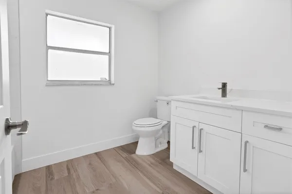 $3,950 | 7841 Northwest 46th Street, Lauderhill, FL 33351