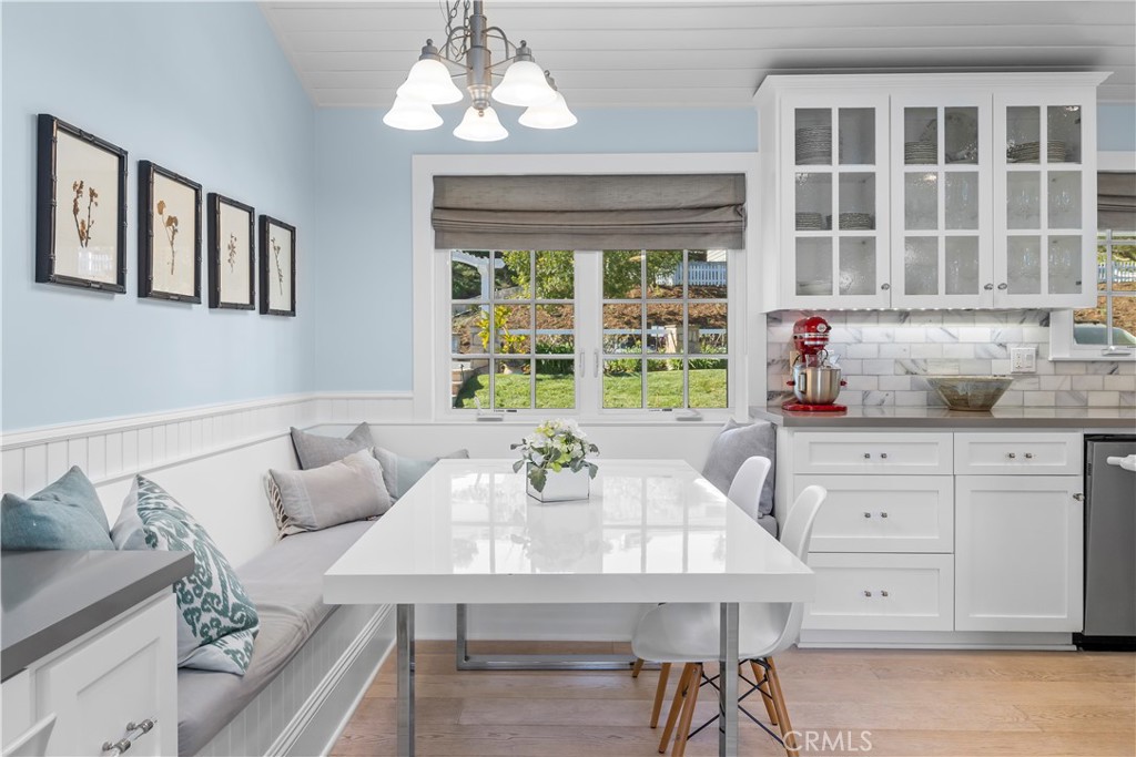 5215 Middlecrest Road Rancho Palos Verdes, CA 90275 - Photo 26 of 53 a living room with furniture and a chandelier