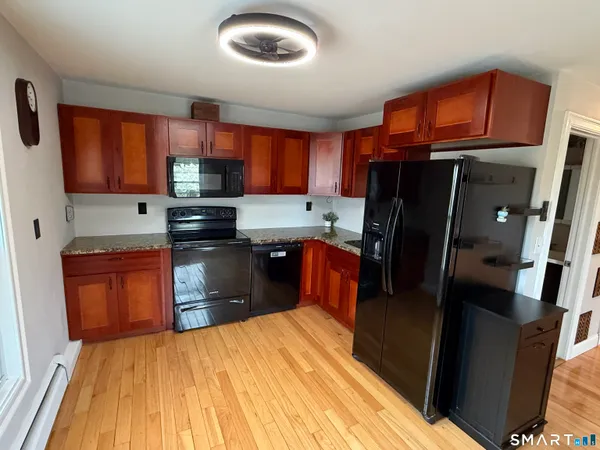 $2,100 | 53 Prospect Street, Unit 2, Torrington, CT 06790