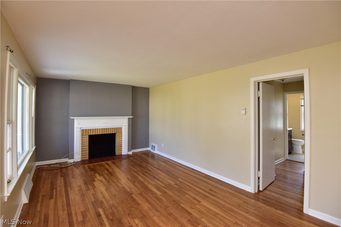 4170 Wilmington Road Cleveland, OH 44121 - Photo 2 of 19 Gallery Image 2