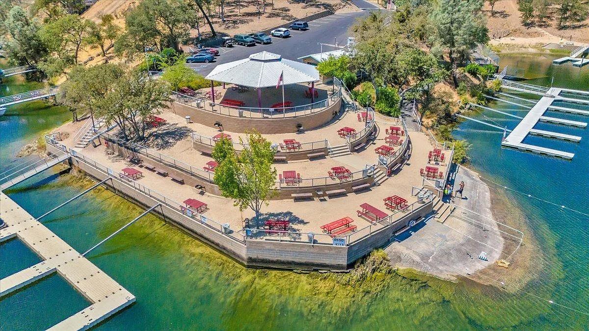 2098 Quail Hill Road Copperopolis, CA 95228 - Photo 14 of 27 Access to Kiva boat launch, day slips and picnic area at Lake Tulloch is included.