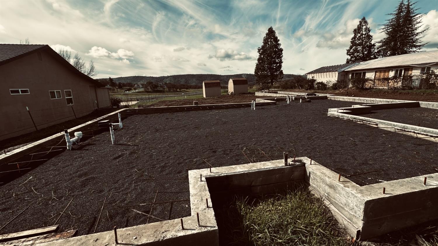 2098 Quail Hill Road Copperopolis, CA 95228 - Photo 2 of 27 1,478 sq. ft. home with 3 bedrooms, 2 bathrooms and 2 car garage.