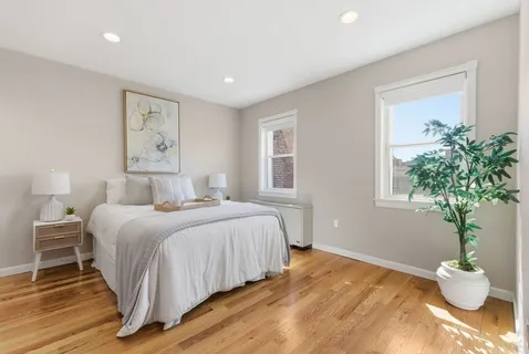 $670,000 | 21 Bowdoin Street, Unit 5C, Boston, MA 02114