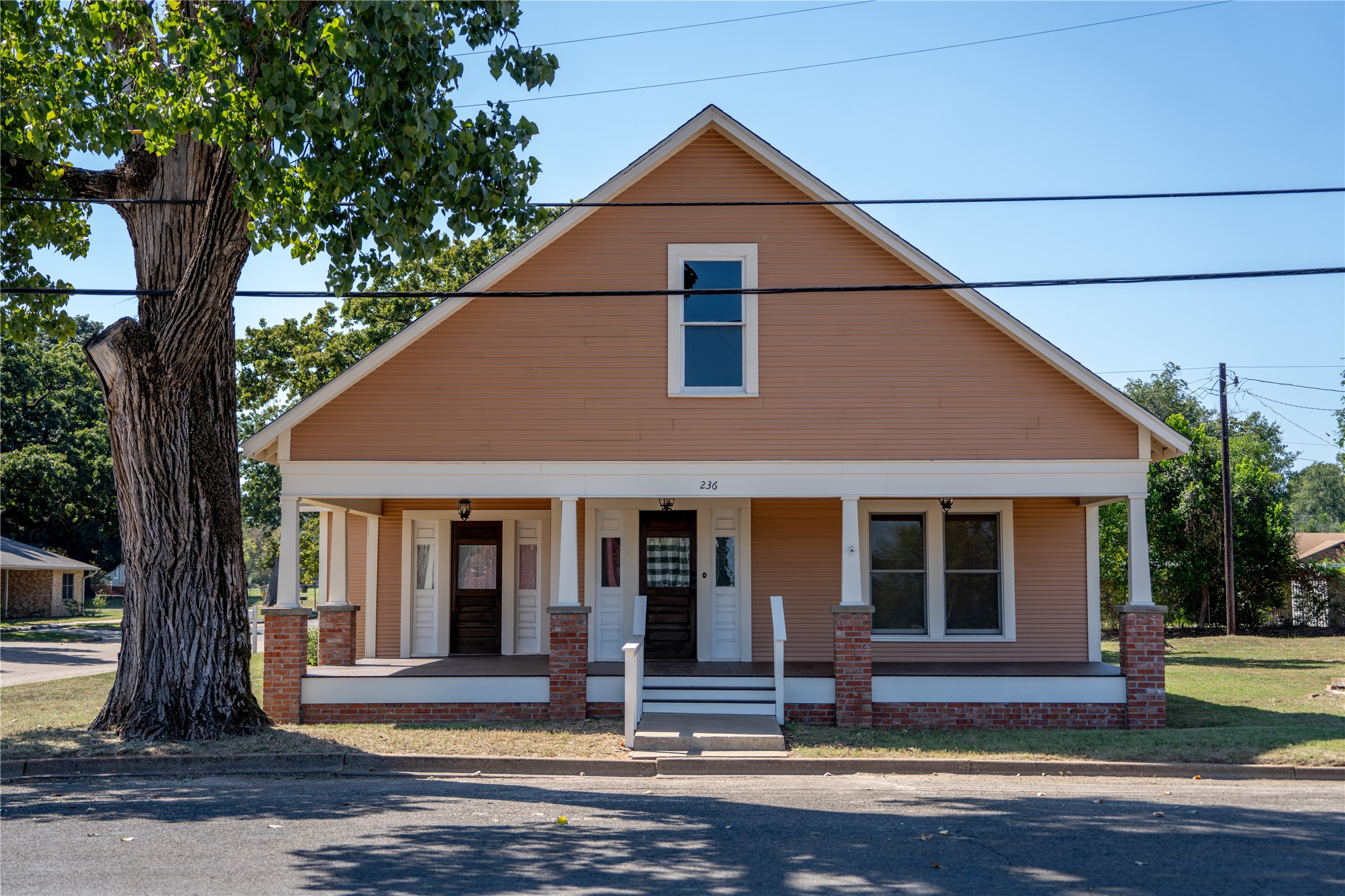 236 Main Street Grapeland, TX 75844 - Photo 3 of 31