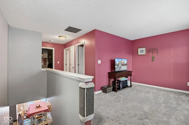 $318,500 | 1916 Abbey Lane, Danville, IN 46122