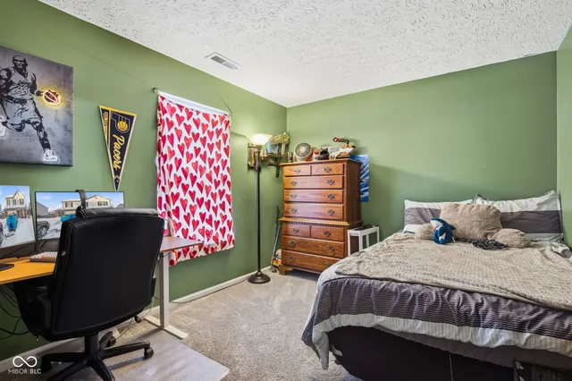 $318,500 | 1916 Abbey Lane, Danville, IN 46122