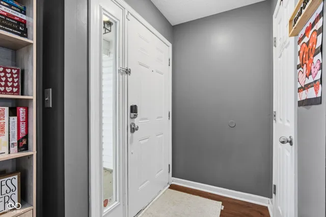 $318,500 | 1916 Abbey Lane, Danville, IN 46122