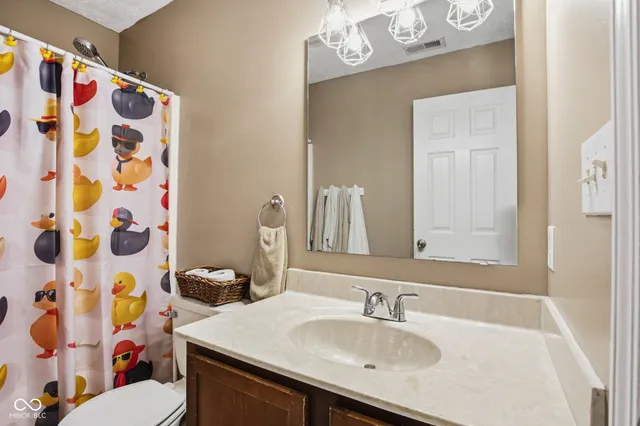 $318,500 | 1916 Abbey Lane, Danville, IN 46122