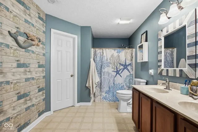 $318,500 | 1916 Abbey Lane, Danville, IN 46122