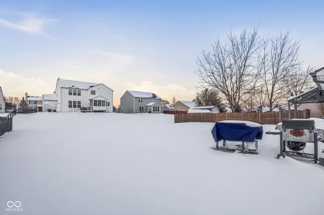 $318,500 | 1916 Abbey Lane, Danville, IN 46122