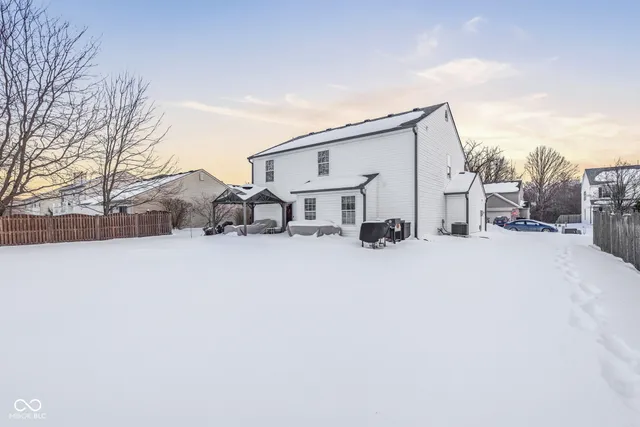$318,500 | 1916 Abbey Lane, Danville, IN 46122