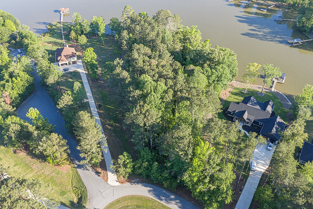 112 Long Point Road Hodges, SC 29653 - Photo 6 of 16