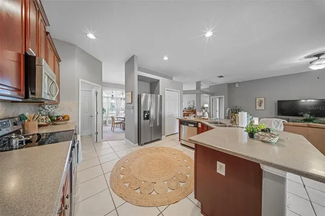 $425,000 | 36812 Alaqua Court, Eustis, FL 32736