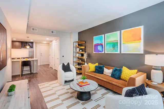 $3,193 | 401 South Graham Street, Unit 2C, Charlotte, NC 28202