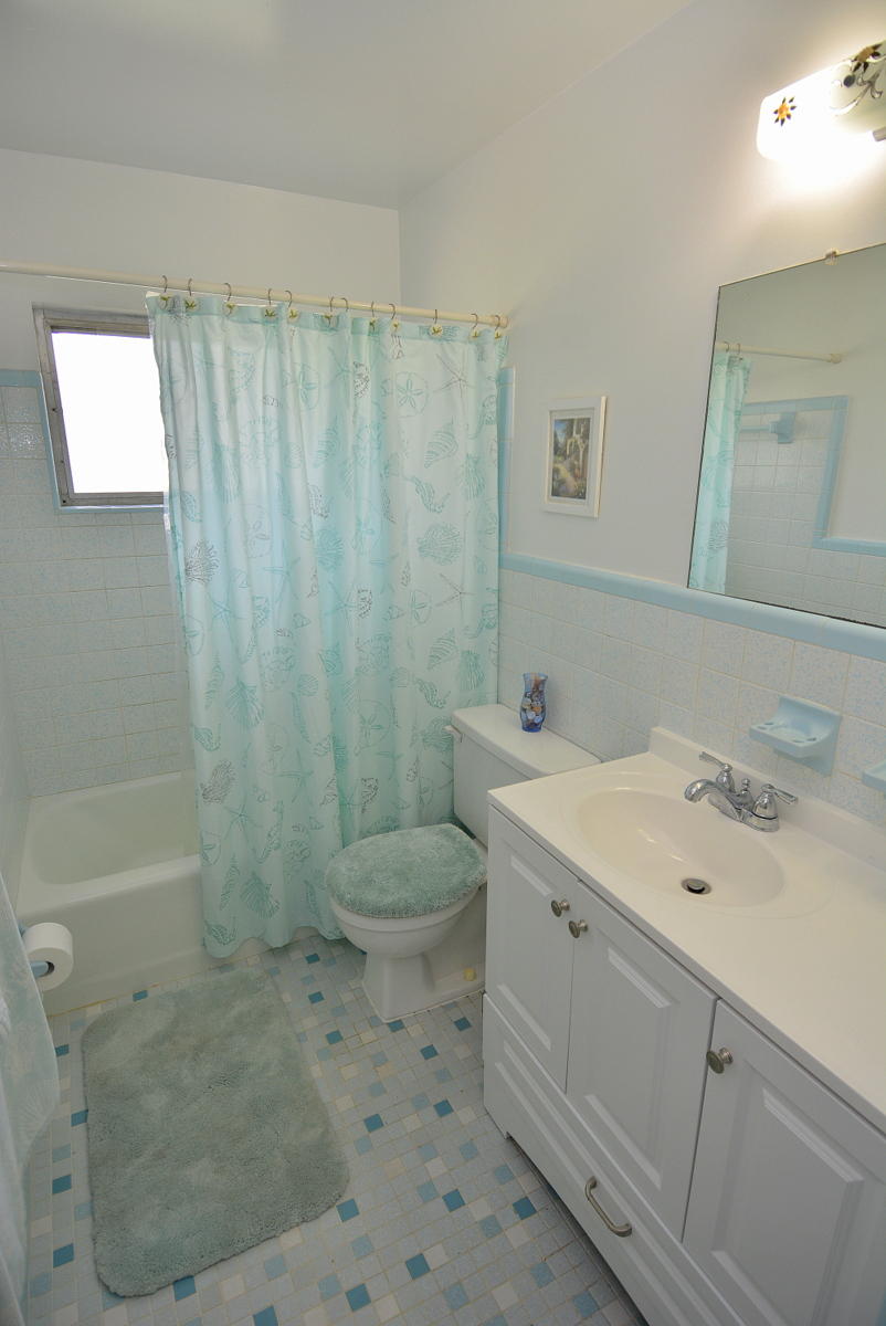 7006 Kenwood Road Fort Pierce, FL 34951 - Photo 42 of 55 42 main bath 3