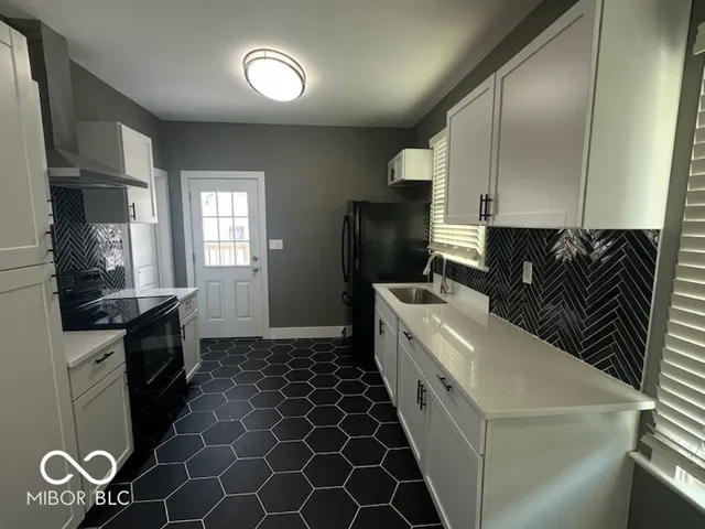 $269,900 | 4435 Winthrop Avenue, Indianapolis, IN 46205