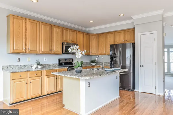 $3,000 | 6237 Frosty Winter Court, Centreville, VA 20120