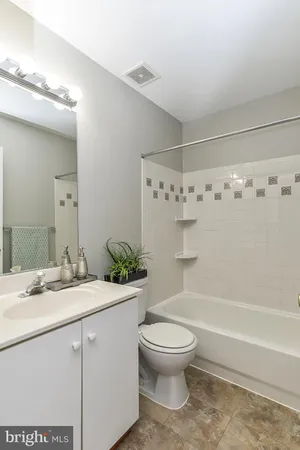 $3,000 | 6237 Frosty Winter Court, Centreville, VA 20120