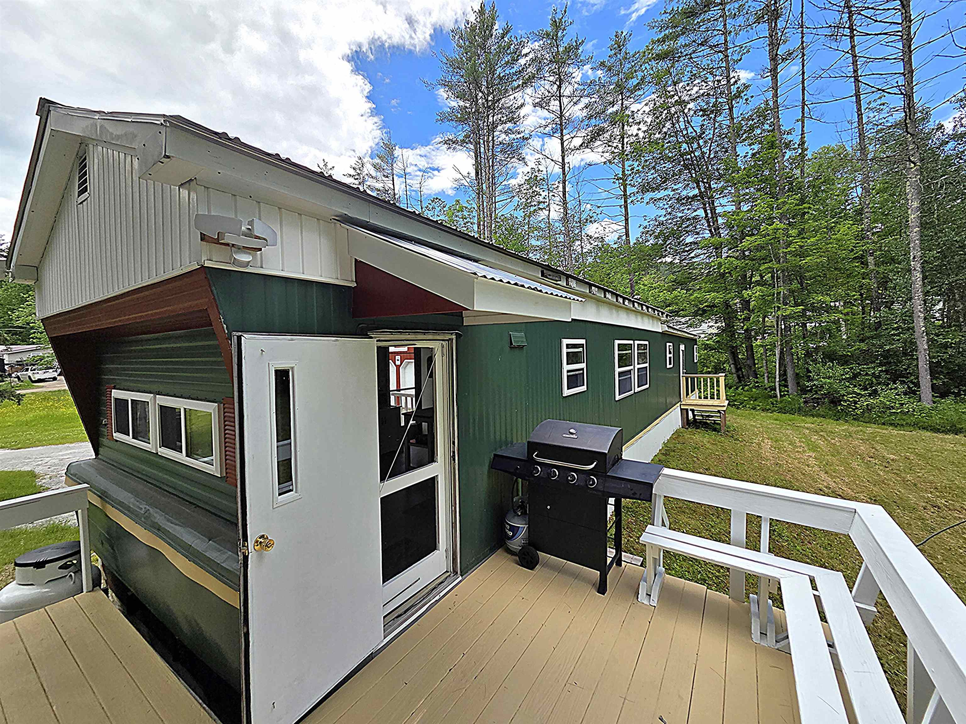 33 Sanborn Road Plymouth, NH 03264 - Photo 5 of 27