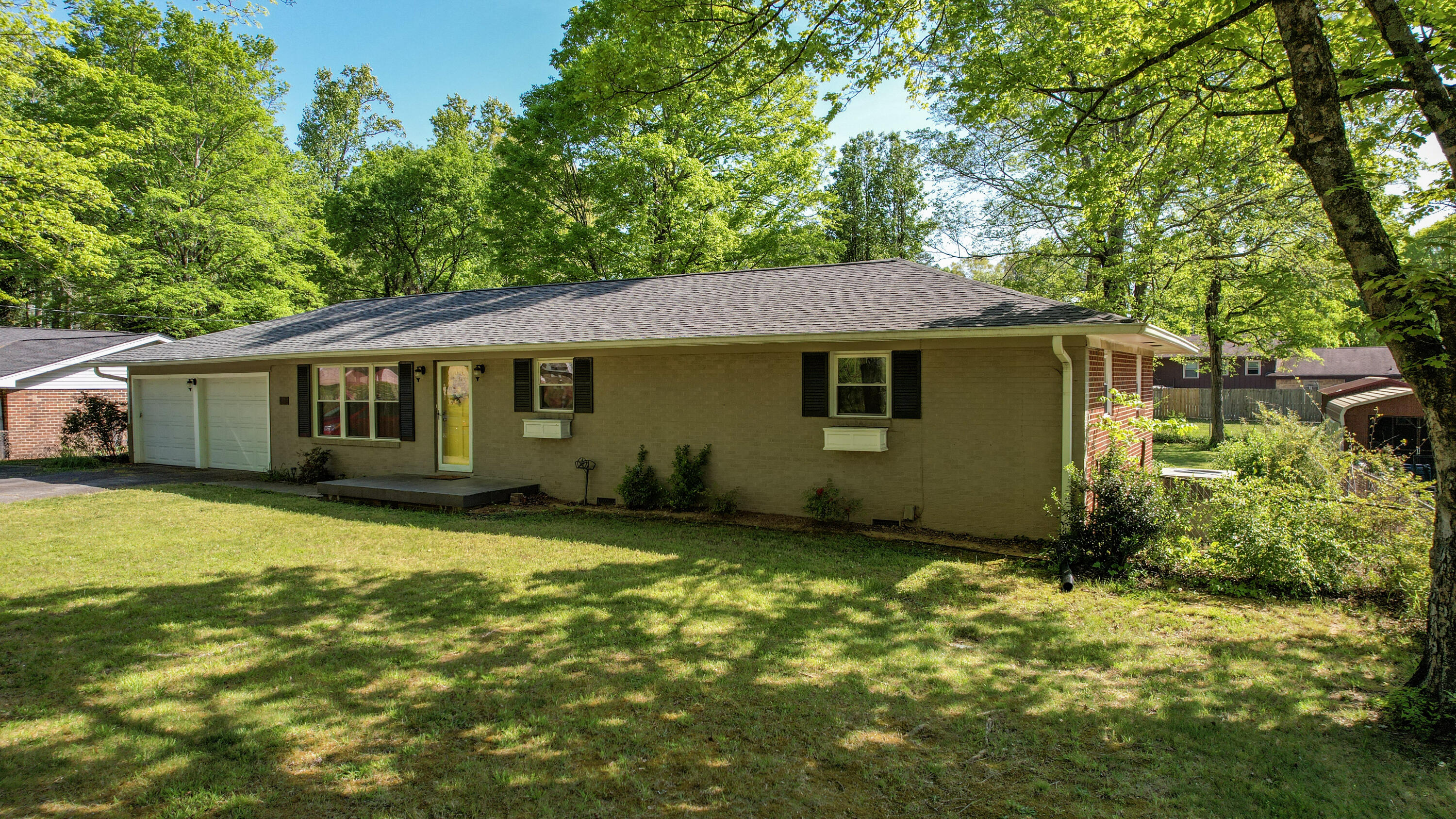355 Mohawk Drive Cleveland, TN 37312 - Photo 5 of 36 5-DJI_0986