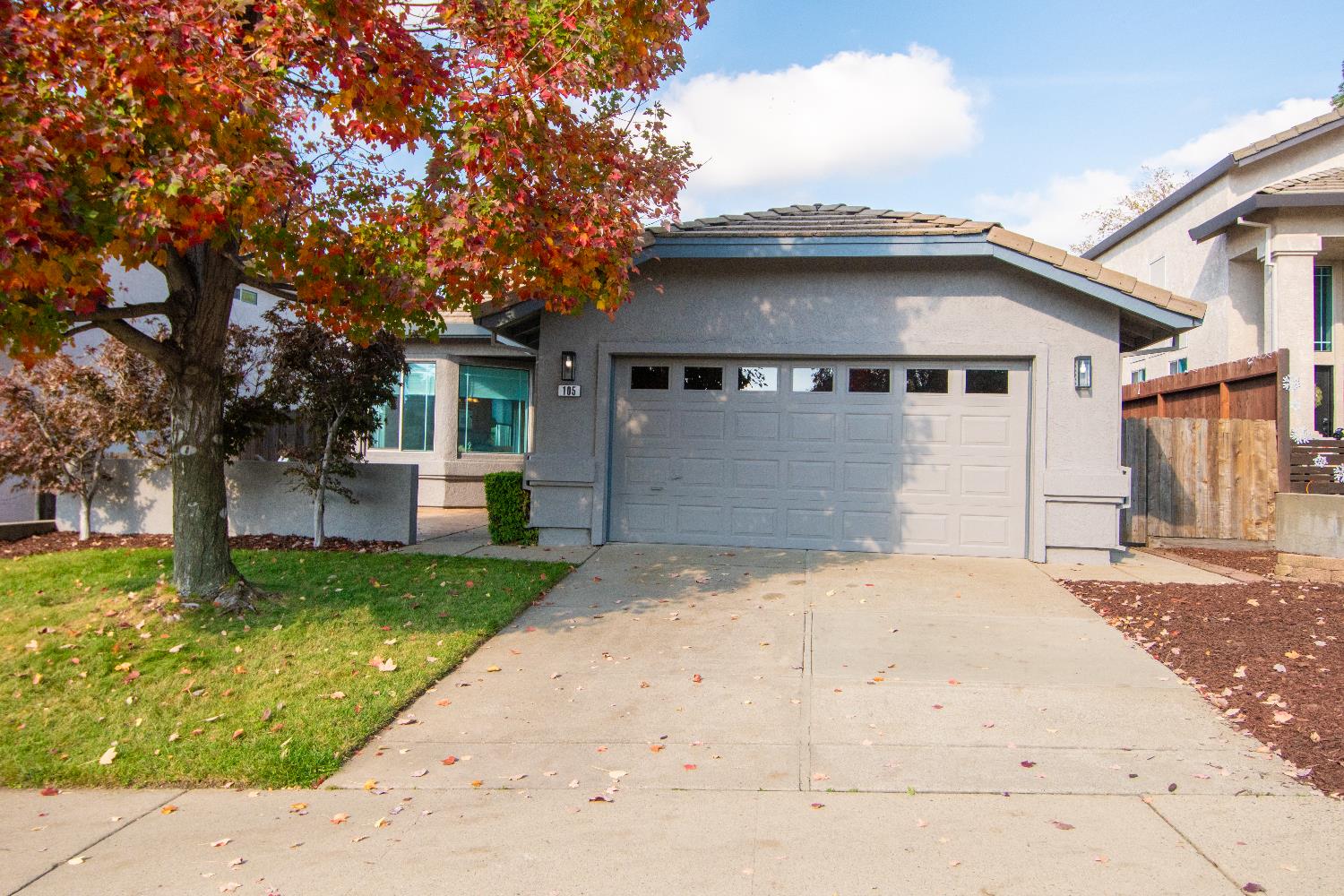 a front view of house with yard
